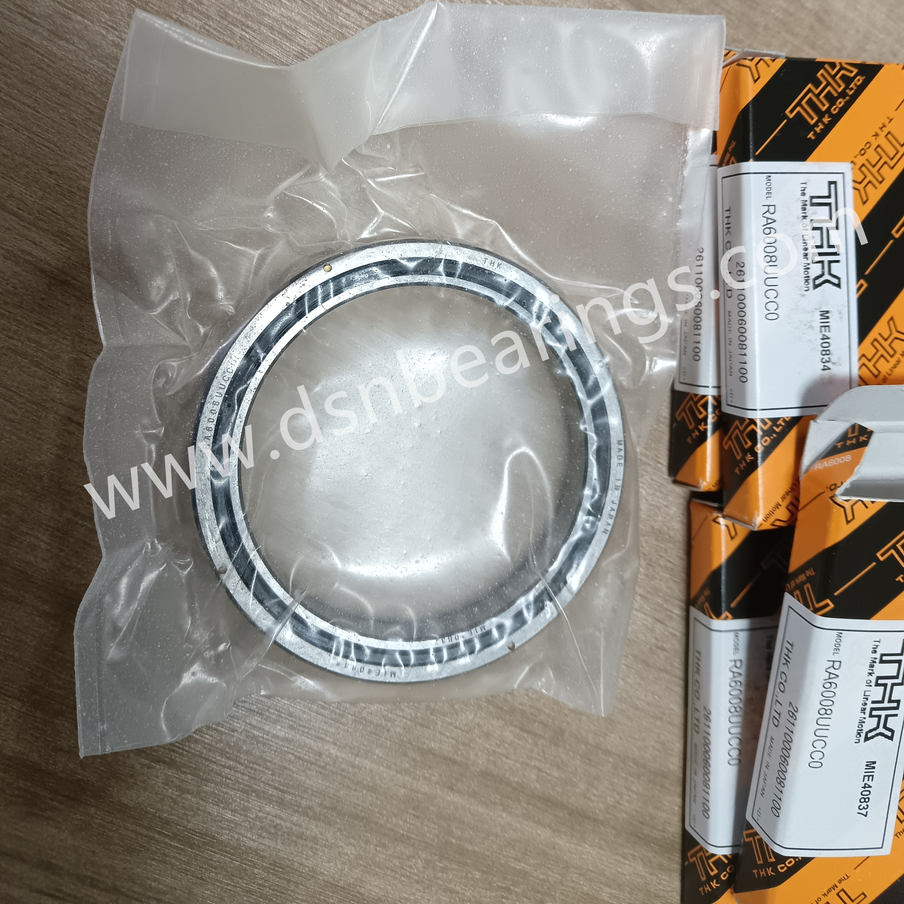 RA6008UUCC0 THK Cross Roller Bearings